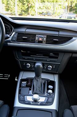 Универсал Audi A6 2017 в 