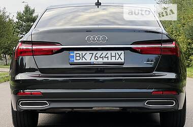 Седан Audi A6 2018 в 