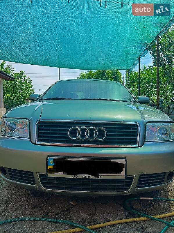 Седан Audi A6 2004 в Єланці