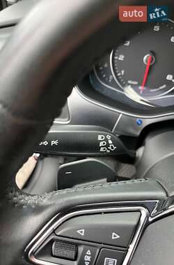 Седан Audi A6 2015 в 