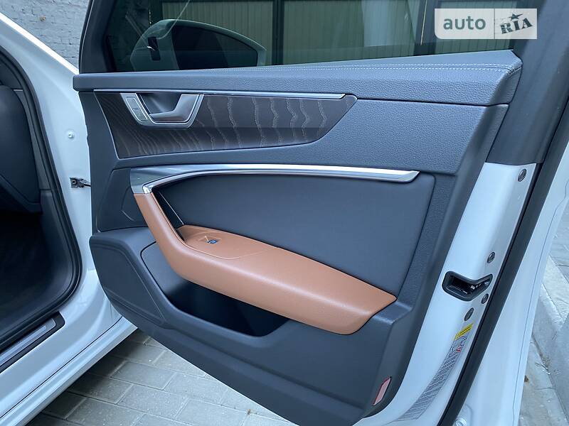 Седан Audi A6 2019 в Киеве