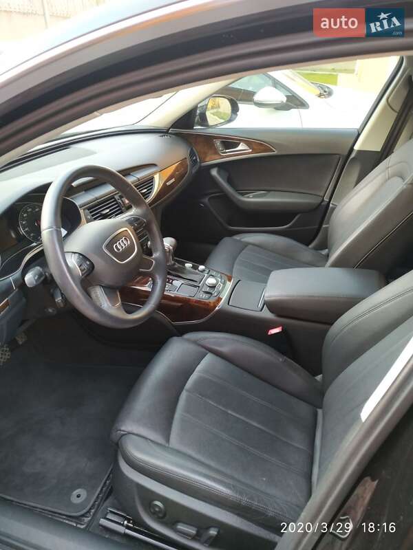 Седан Audi A6 2014 в Киеве