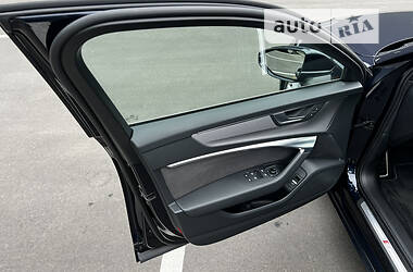 Универсал Audi A6 2018 в 