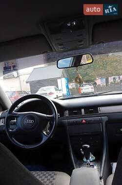 Универсал Audi A6 2001 в 