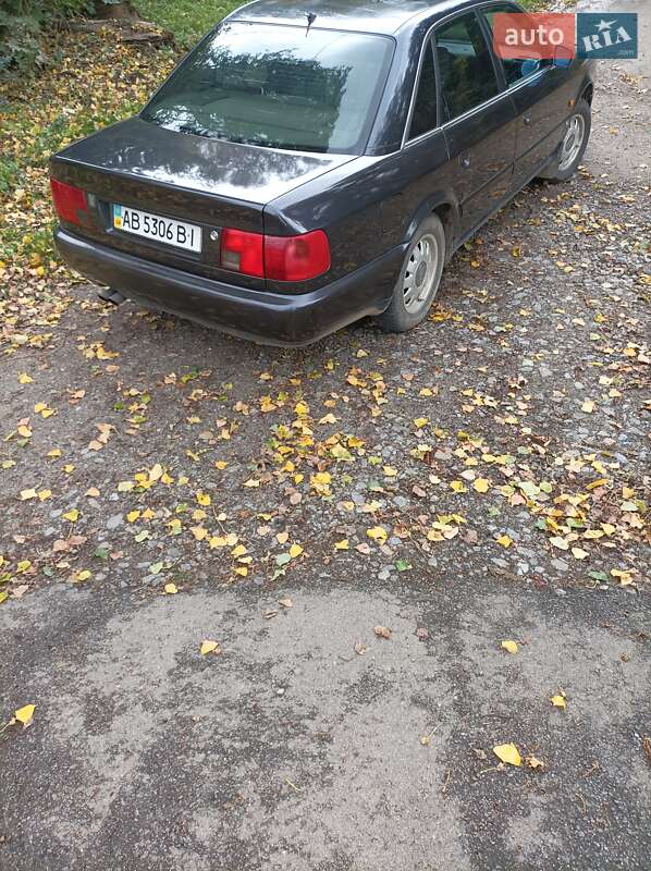 Седан Audi A6 1995 в Могилев-Подольске