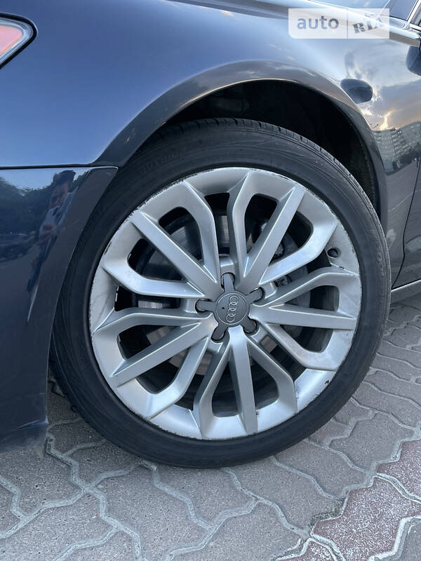 Седан Audi A6 2014 в Сумах