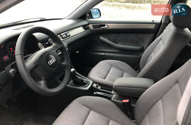 Седан Audi A6 2001 в 