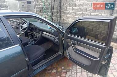 Седан Audi A6 1996 в 
