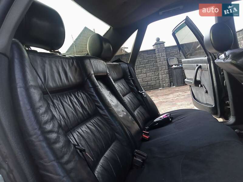 Седан Audi A6 1996 в Владимирце