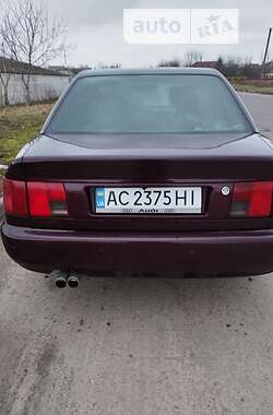 Седан Audi A6 1995 в Владимир-Волынском