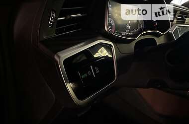 Седан Audi A6 2019 в 