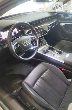 Седан Audi A6 2020 в 