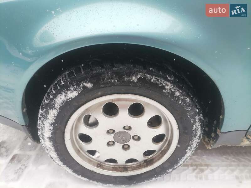 Седан Audi A6 1998 в Городке