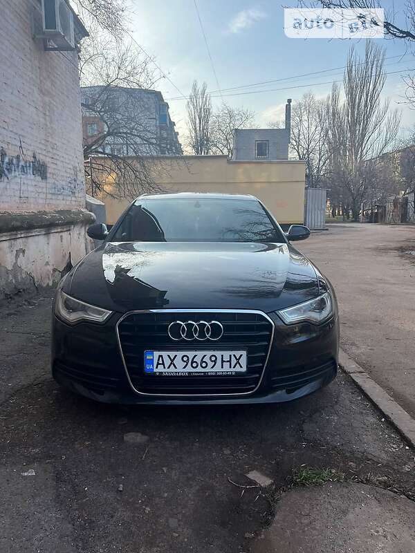 Седан Audi A6 2014 в Черкассах