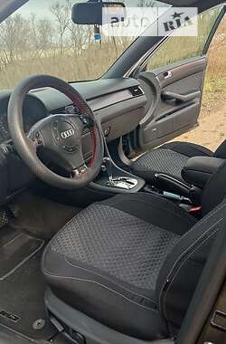 Универсал Audi A6 2000 в 