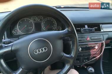 Седан Audi A6 2002 в 