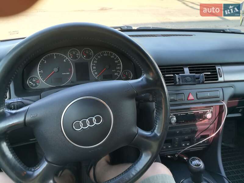 Седан Audi A6 2002 в Вознесенську