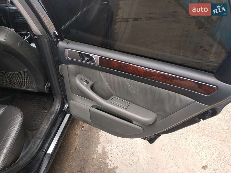 Універсал Audi A6 1999 в Чернігові