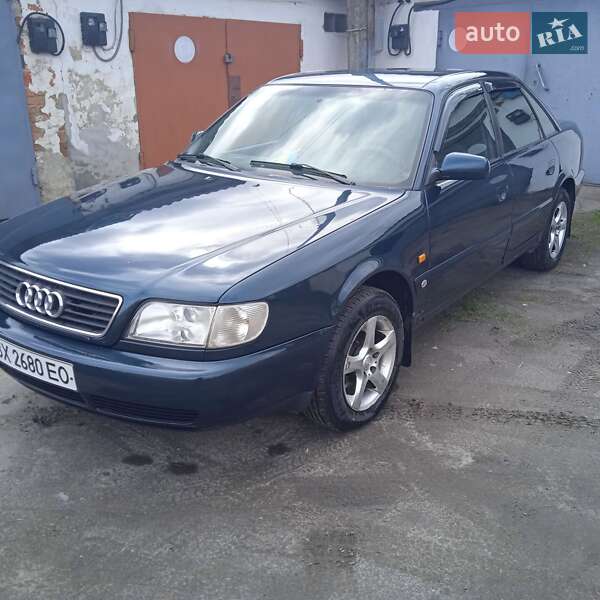 Седан Audi A6 1996 в Шепетовке