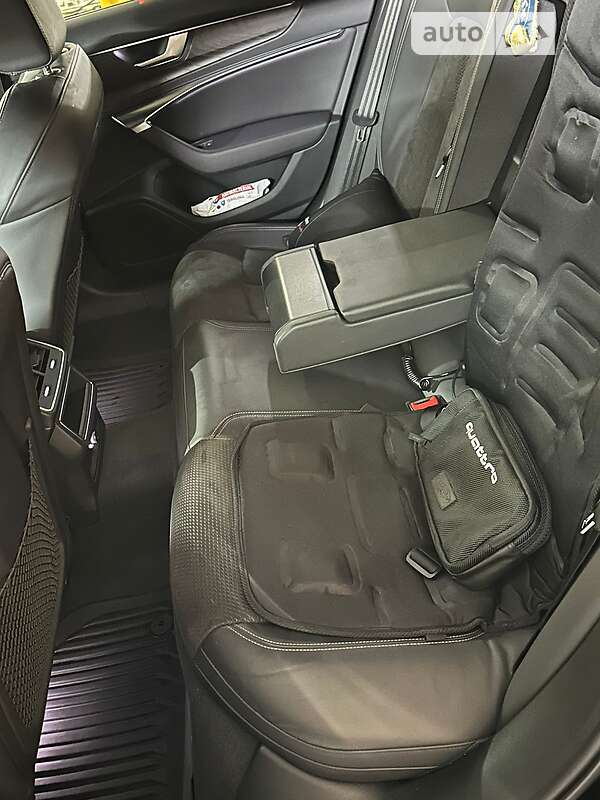 Седан Audi A6 2020 в Киеве