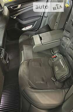 Седан Audi A6 2020 в 