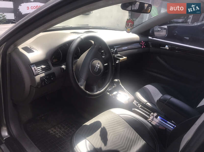 Седан Audi A6 2002 в Ирпене