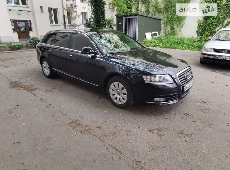 Універсал Audi A6 2010 в Вараші