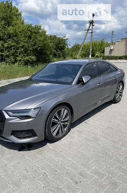 Седан Audi A6 2018 в 