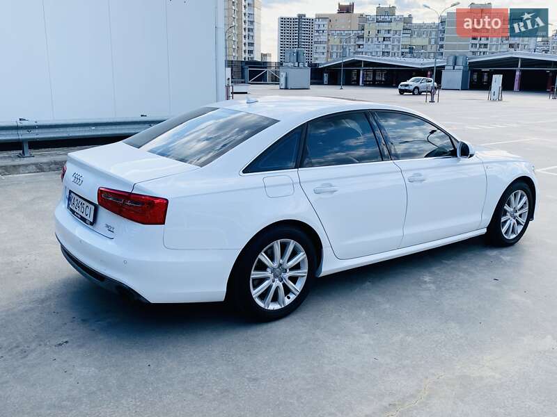 Седан Audi A6 2012 в Киеве