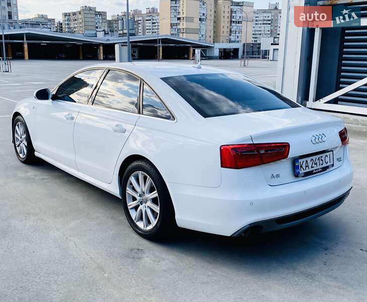 Седан Audi A6 2012 в Киеве