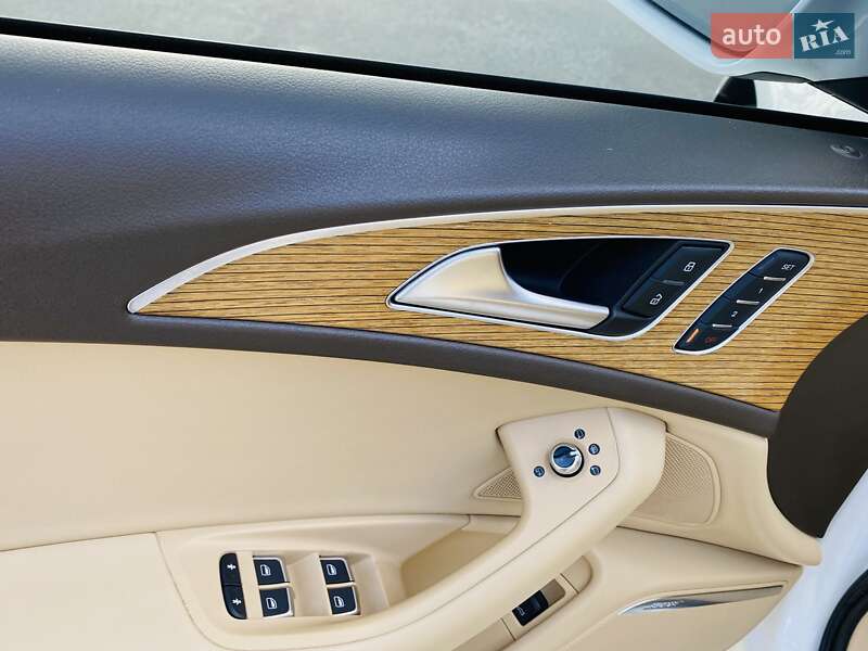 Седан Audi A6 2012 в Киеве