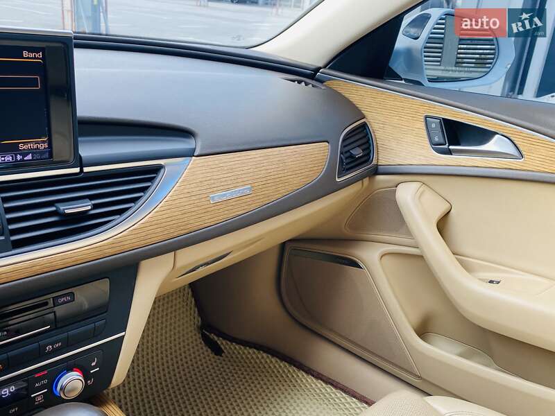 Седан Audi A6 2012 в Киеве