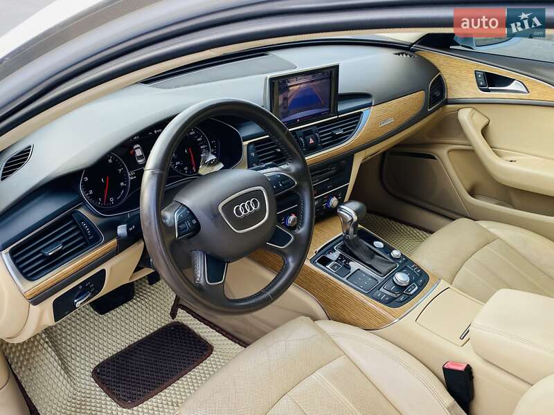 Седан Audi A6 2012 в Киеве