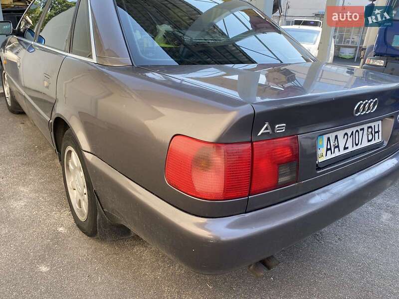 Седан Audi A6 1997 в Киеве