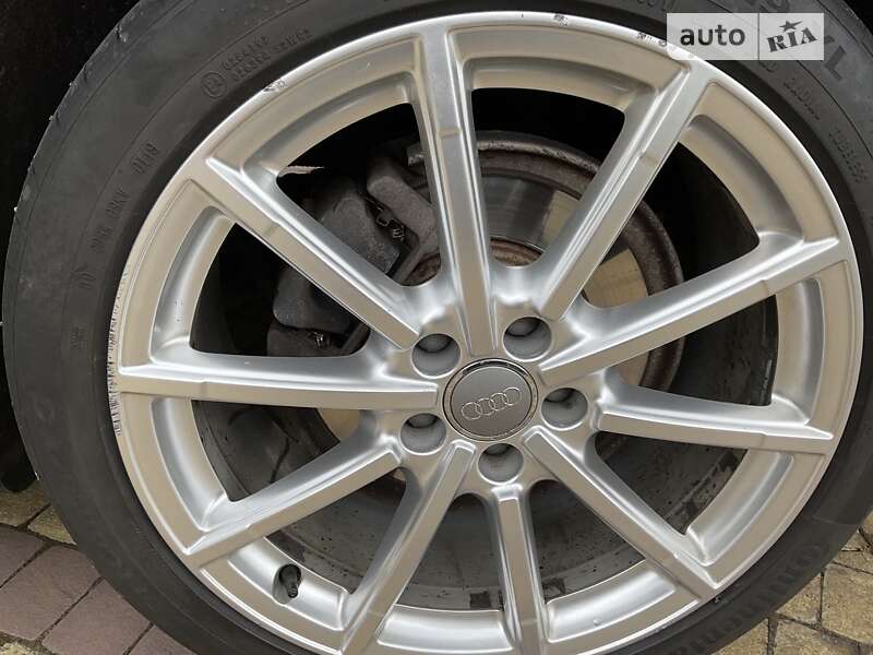 Седан Audi A6 2015 в Луцке