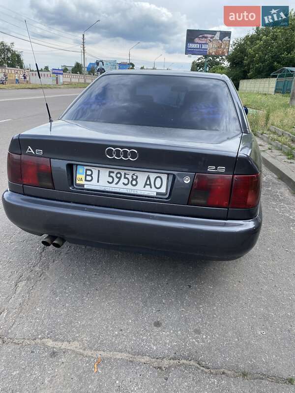 Седан Audi A6 1995 в Кременчуге