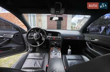 Седан Audi A6 2004 в 