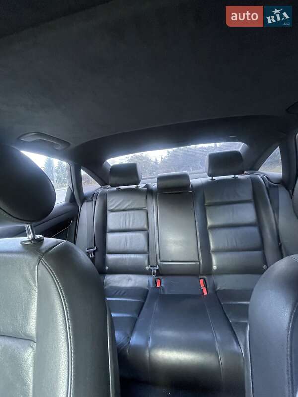 Седан Audi A6 2004 в Львове