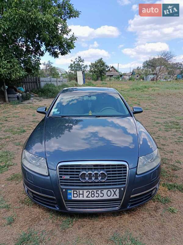 Седан Audi A6 2004 в Беляевке