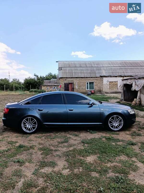 Седан Audi A6 2004 в Беляевке