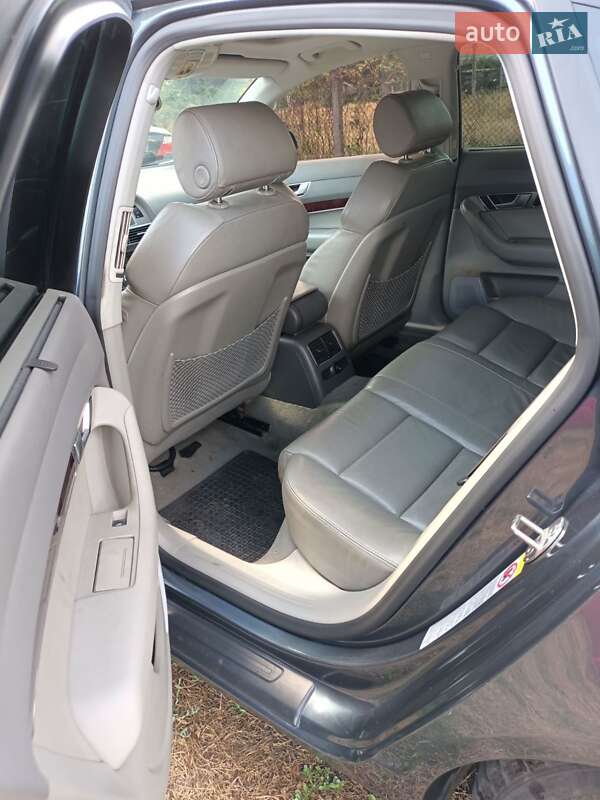 Седан Audi A6 2004 в Беляевке