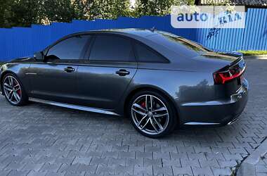 Седан Audi A6 2016 в 