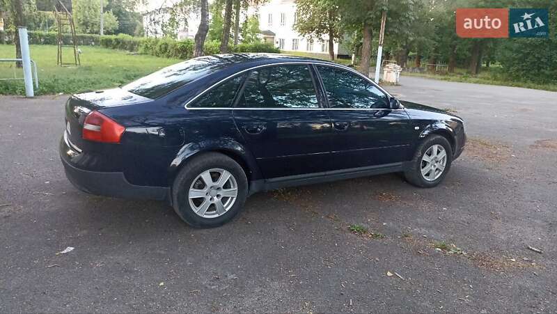 Седан Audi A6 2001 в Городке