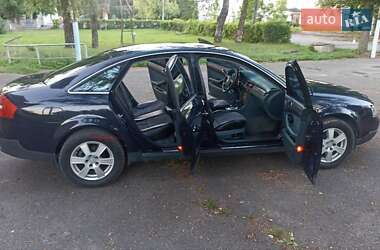 Седан Audi A6 2001 в 