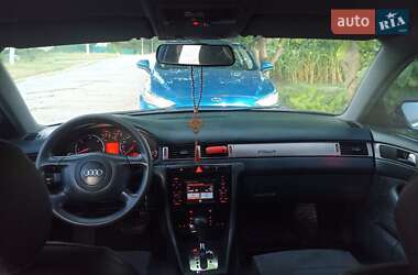 Седан Audi A6 2001 в 