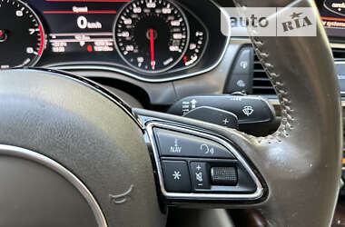 Седан Audi A6 2015 в 
