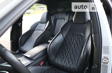 Седан Audi A6 2019 в 