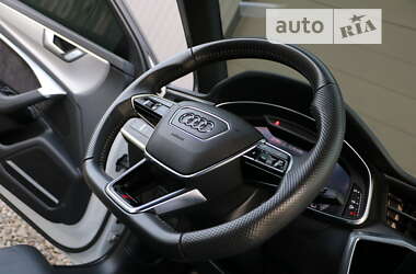 Седан Audi A6 2019 в 