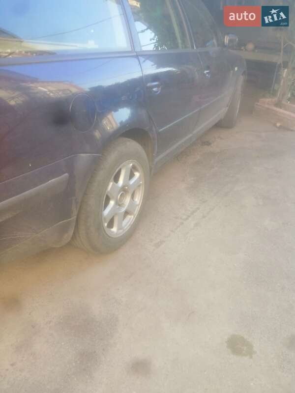 Седан Audi A6 1997 в Кривом Роге