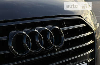 Седан Audi A6 2015 в 
